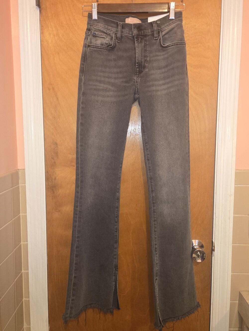 NWT 7 For All Mankind Gray High-Rise Bootcut Tailorless Jeans with Raw Hem